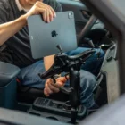 Tablet-teline autoon 9-11 tuuman laitteille